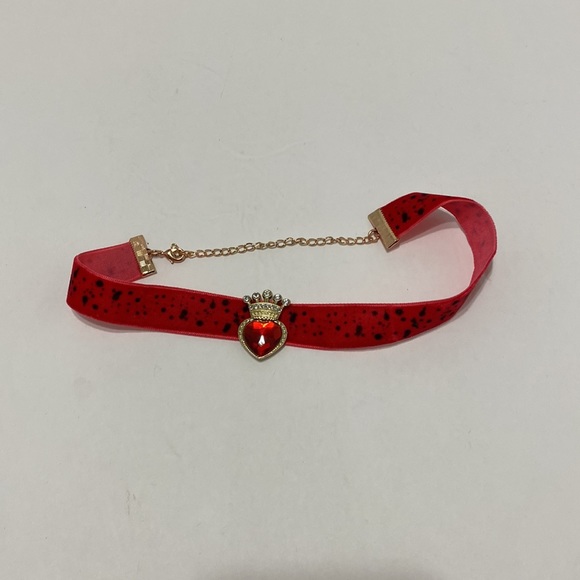 Girls Descendants Bundle! Blue Descendants Shirt & Matching Necklaces - Picture 7 of 12